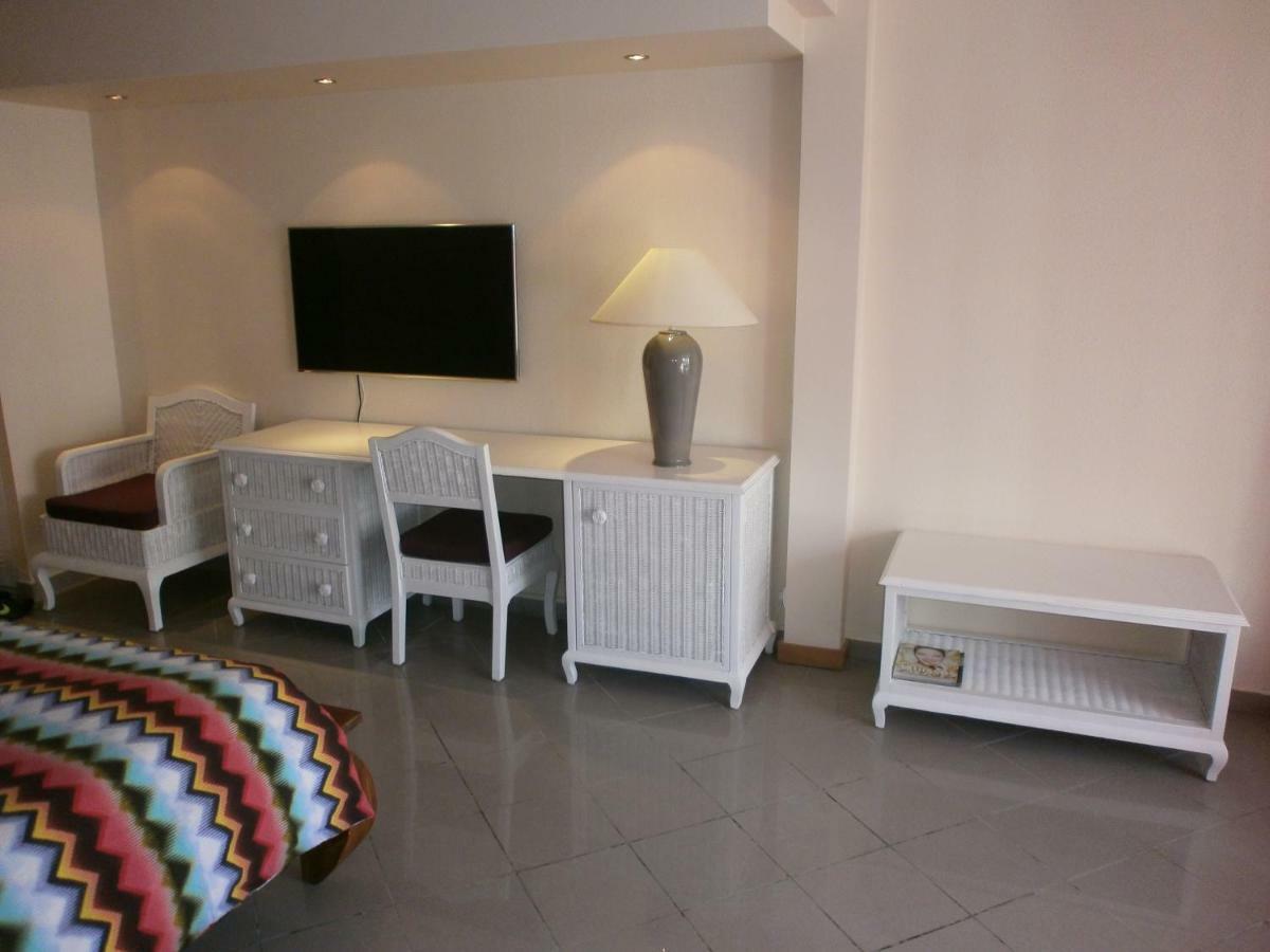 Studio En Bord De Mer - Residence La Vieille Tour Le Gosier  Εξωτερικό φωτογραφία